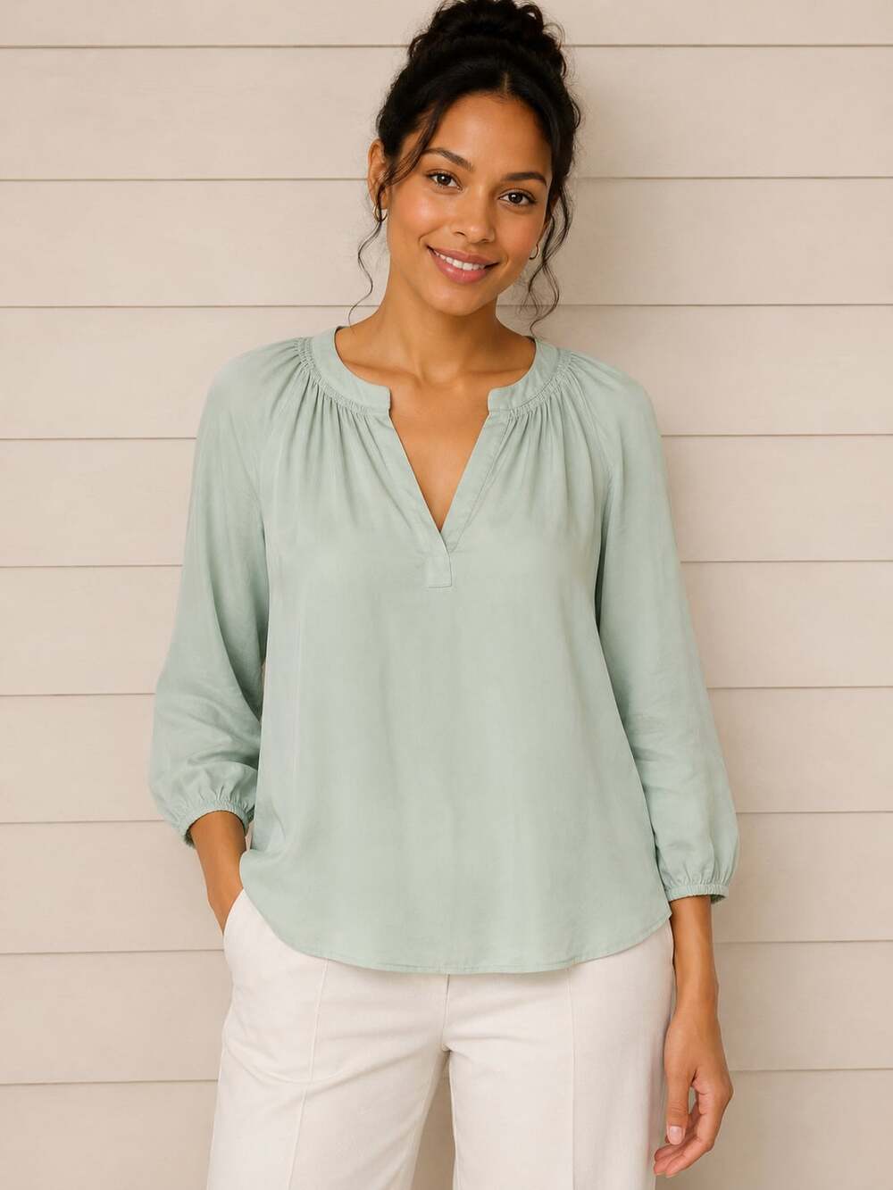 MAX STUDIO 100% Silk Blouse Women's Small Mint Green 3/4 Sleeve V-Neck Top